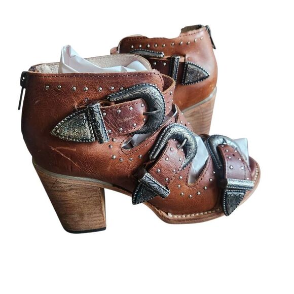 Freebird Leather Sandals Womens 8 Brown Studded Boho Southwestern Hippie Rugged - Picture 2 of 7